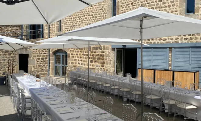 repas en extérieur domaine de la diligence 